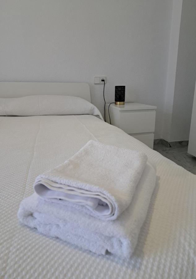 Encanto Urbano: Piso Centrico Totalmente Equipado 레브리자 외부 사진