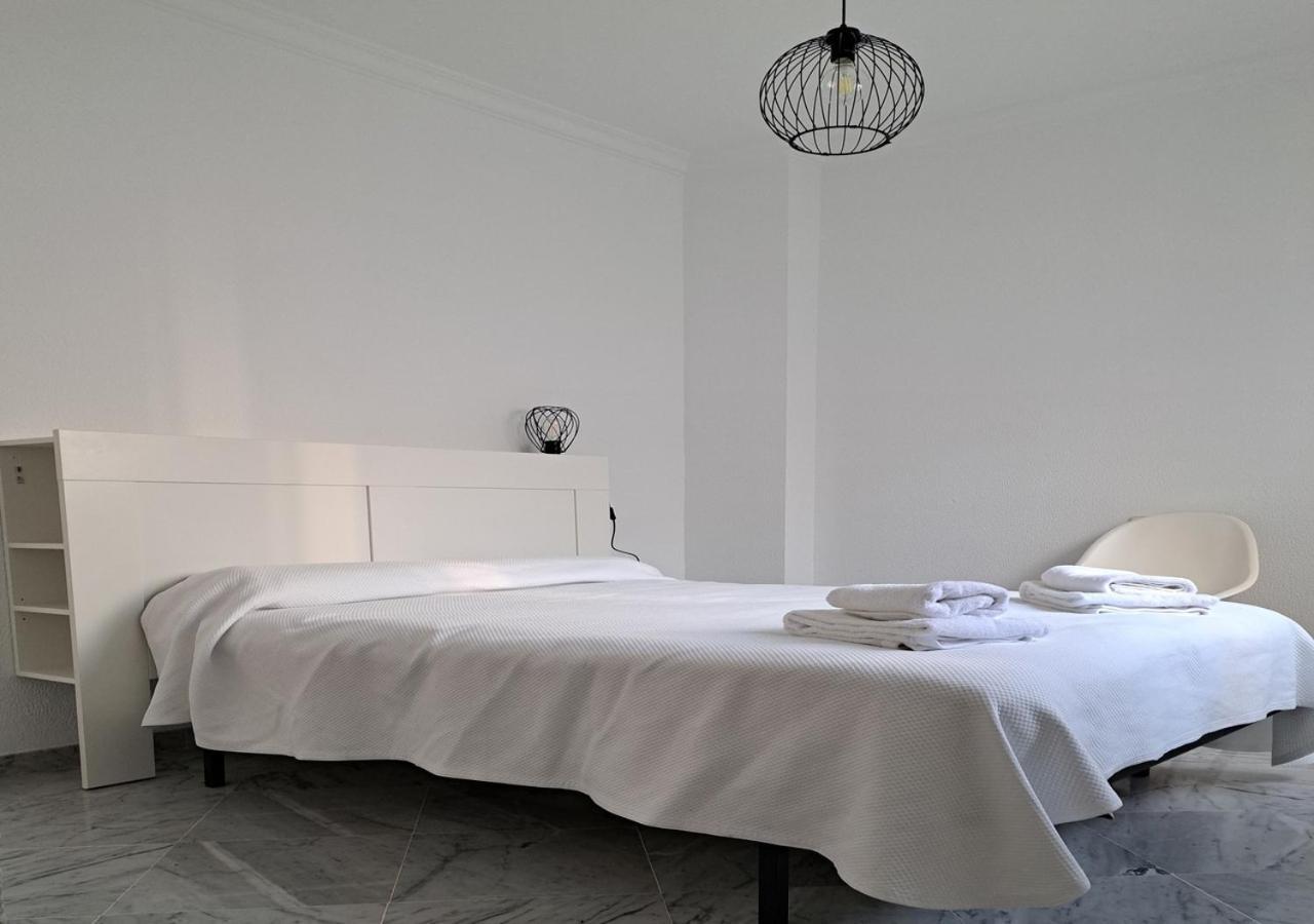 Encanto Urbano: Piso Centrico Totalmente Equipado 레브리자 외부 사진